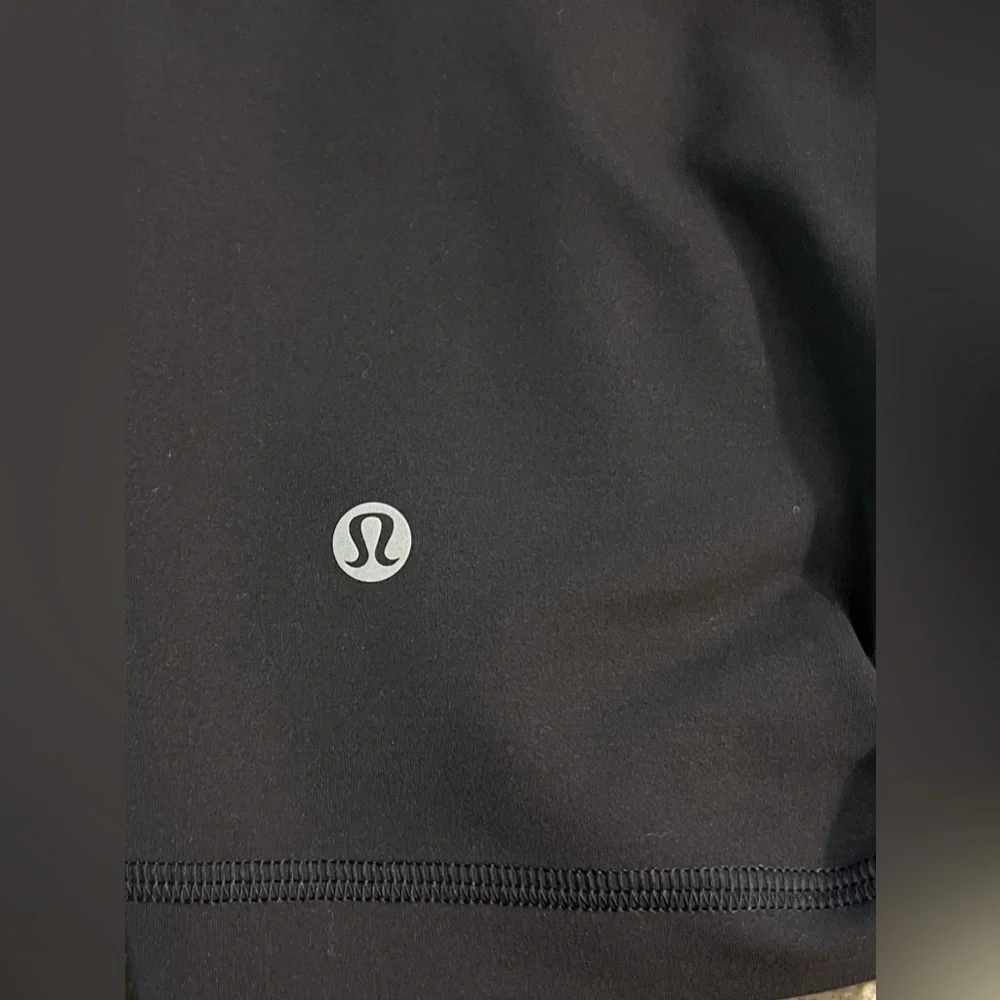 Lululemon Wunder Train Contour Fit High-Rise Shorts Run Yoga Gym Activewear